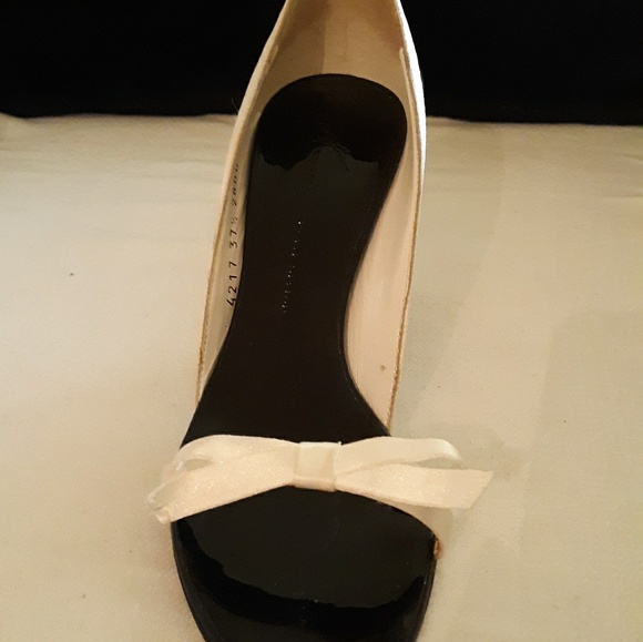 Gorgeous Vintage Giuseppe Venotti Heels - Picture 3 of 3
